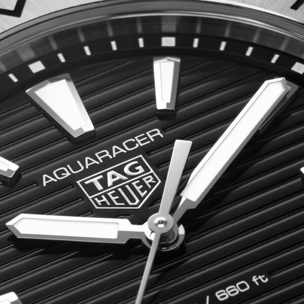 WBP1110.BA0627 - AQUARACER PROFESSIONAL 200 40 MM