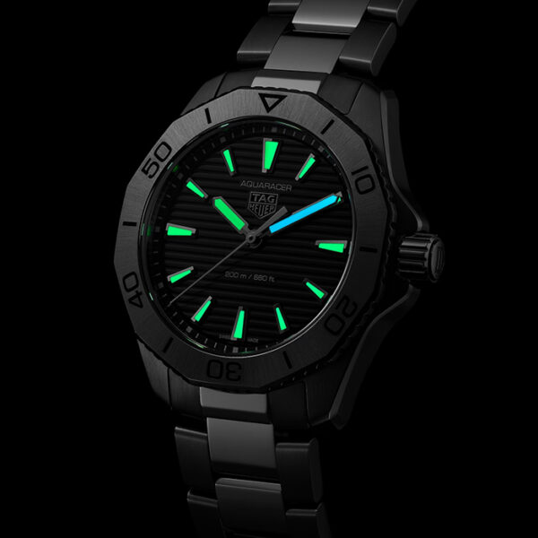 WBP1110.BA0627 - AQUARACER PROFESSIONAL 200 40 MM