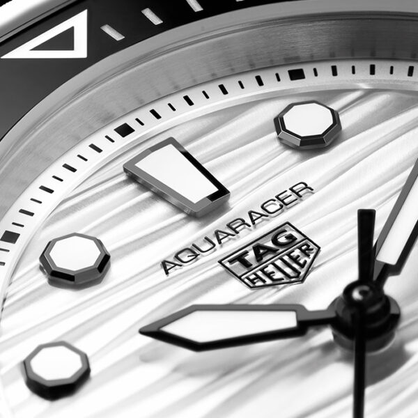WBP231C.BA0626 - AQUARACER PROFESSIONAL 300